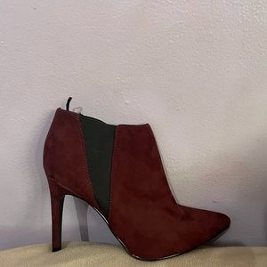 New, never worn booties in size 6
